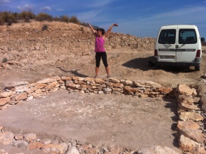 Cimientos de piedra seca terminados!!